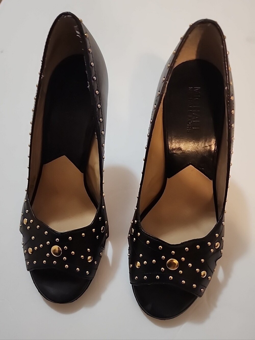 MICHAEL BY MICHAEL KORS BLACK LEATHER OPEN TOE PUMPS Gold Studs 4" HH Size 71/2M